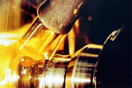 The main use of industrial oily cutting oil